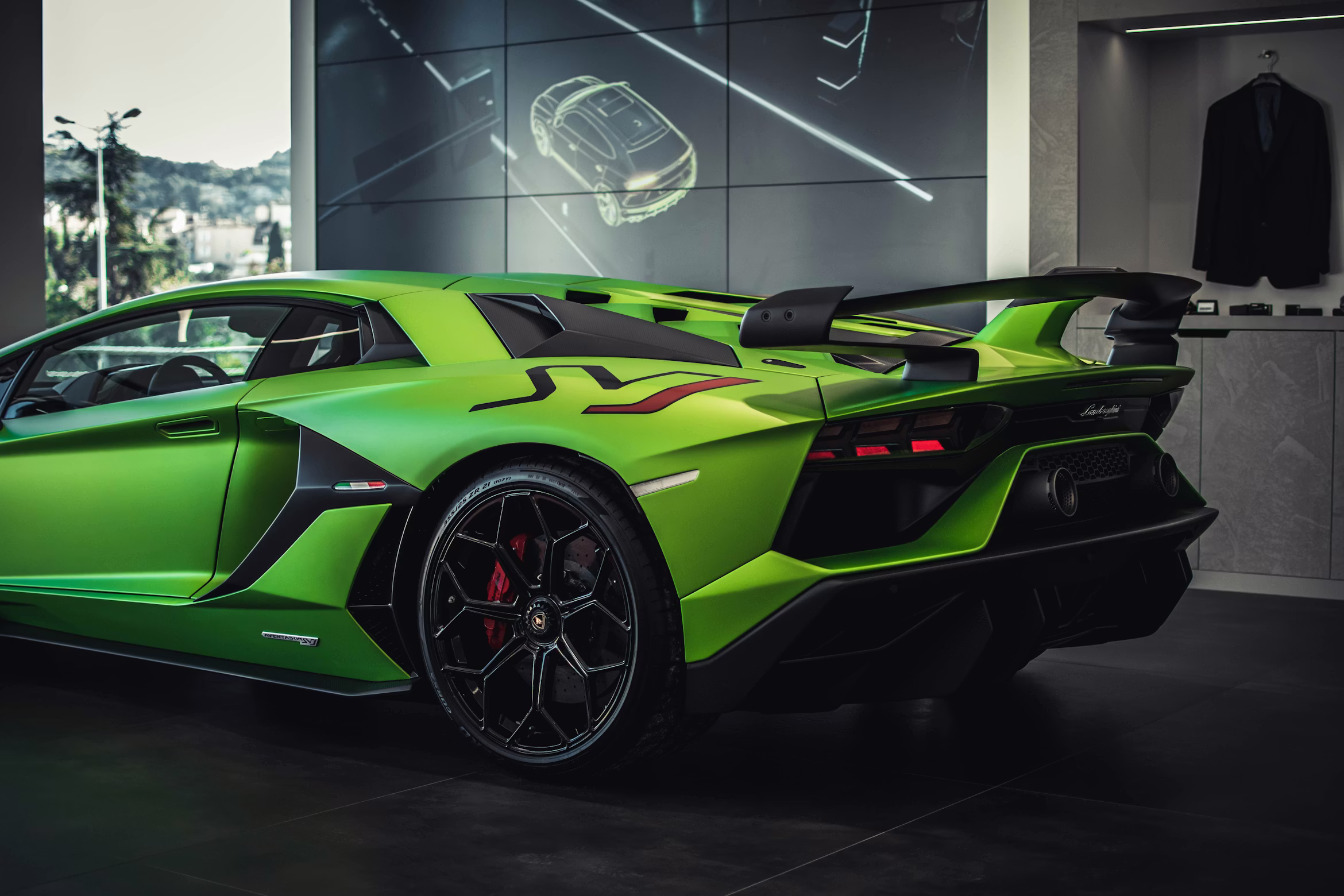 Lamborghini Aventador SVJ - Image 3