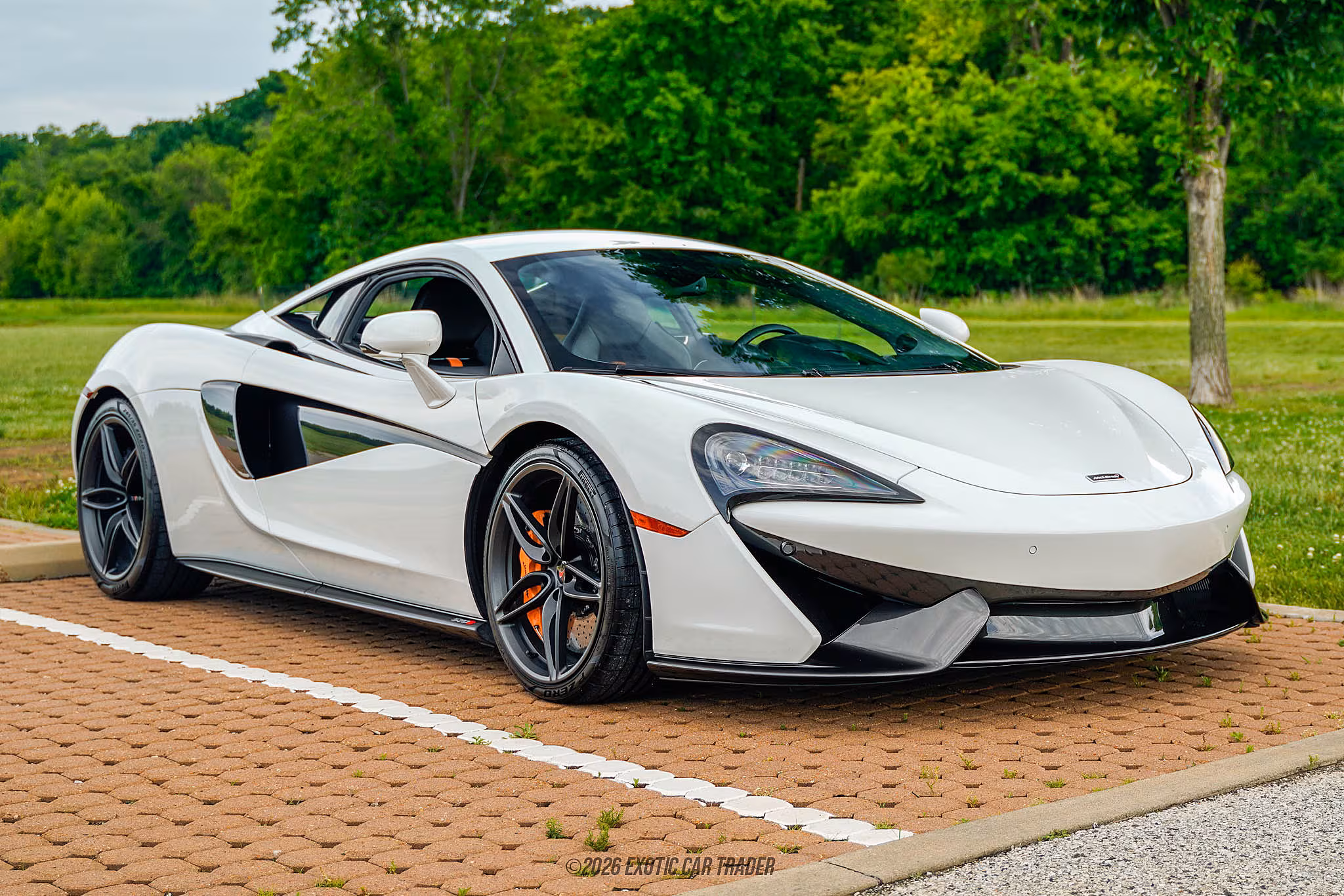 2017 McLaren 570S - Image 2